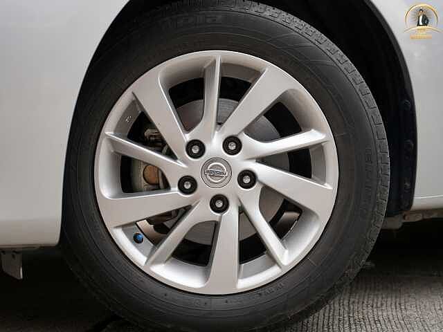 Nissan Sylphy 1.6 E 7 กบ1471