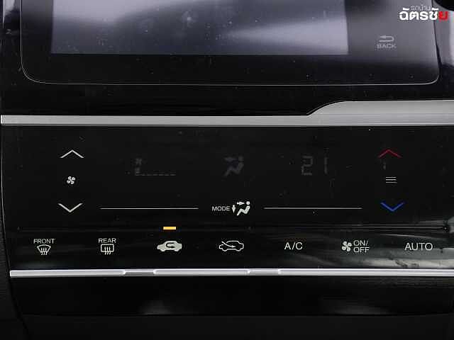 Honda Jazz 1.5 V Plus 5กถ 5921