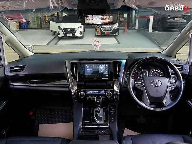 Toyota Alphard 2.5 SC Package Mickey Mouse Model 8กฏ 2929 White