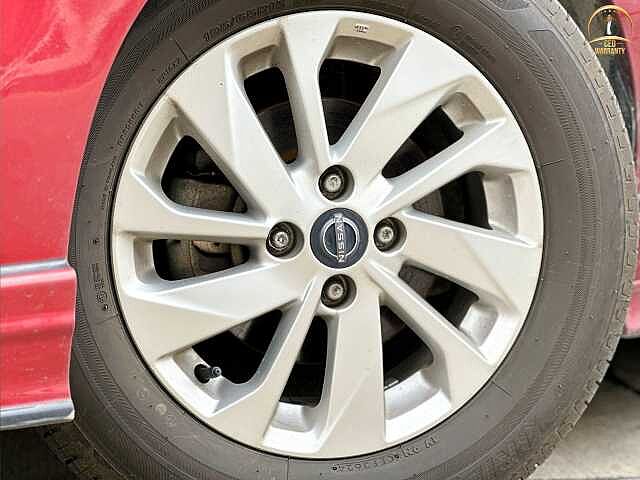 Nissan Almera 1.0 V 4ขฎ 3250