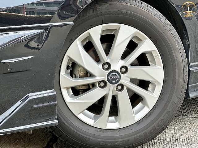 Nissan Almera 1.0 V 4ขฎ 3297