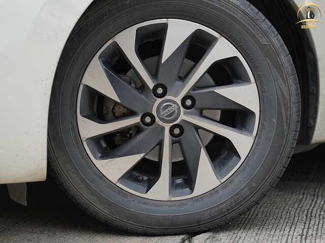 Nissan Almera 1.0 V TURBO 1ขฐ 981