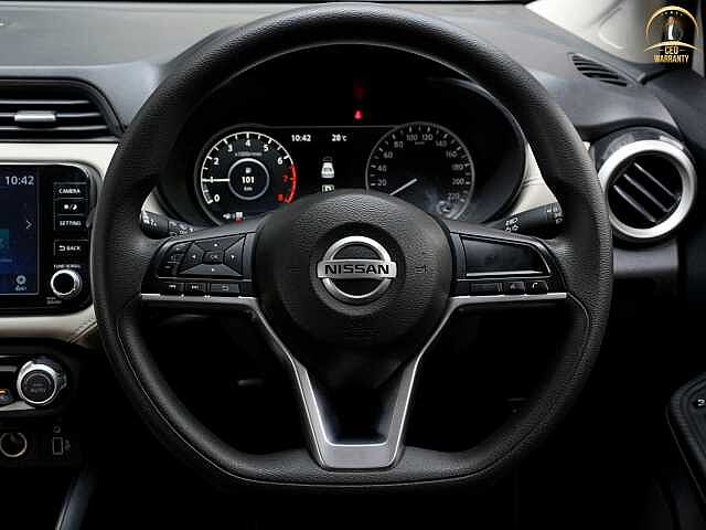 Nissan Almera 1.0 V TURBO 1ขฐ 981