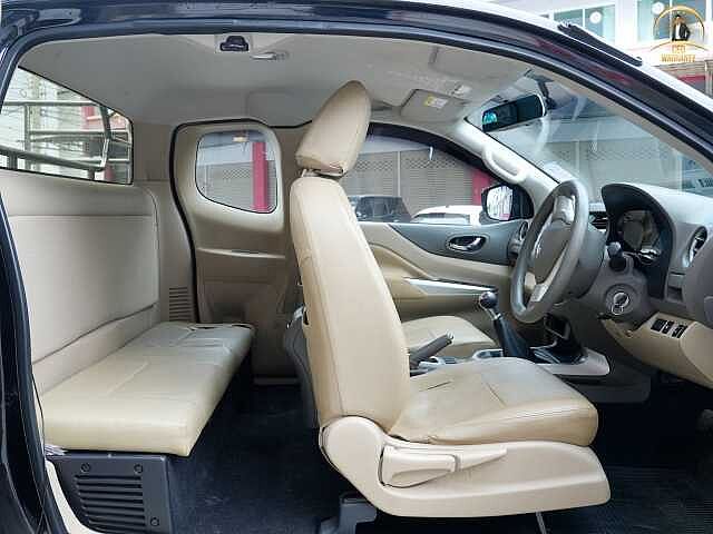 Nissan Navara 2.5 E KC ยจ 7580