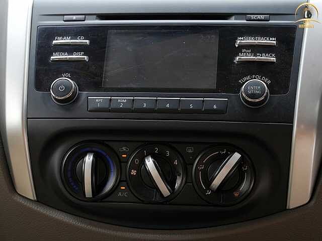 Nissan Navara 2.5 E KC ยจ 7580