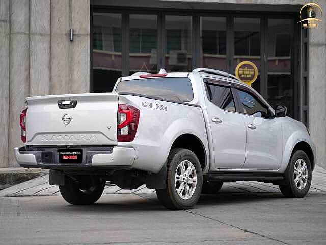 Nissan Navara 2.3 DC Calibre กธ 953