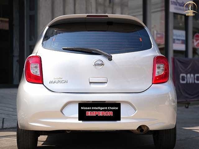 Nissan March 1.2 E 8กภ 6768