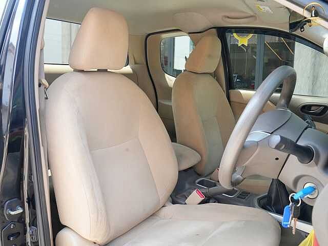 Nissan Navara 2.5 S KIG CAB 1ฒว 3032